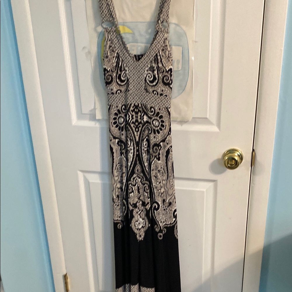 INC International Concepts Black and White  Maxi Dress
Scarf hem